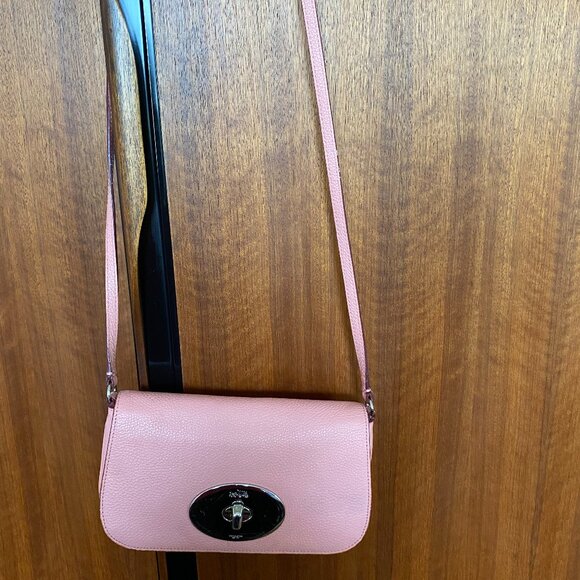 Authen COACH Leather Crossbody Bag. Flap w/Turn Lock Closure. Pink. Excel Cond'n - Picture 1 of 16